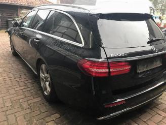 Mercedes E-klasse E Estate (S213), Combi, 2016 / 2023 E-220d 2.0 Turbo 16V 4-Matic picture 3