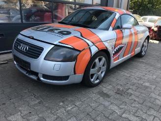 rozbiórka samochody osobowe Audi TT  1999/2