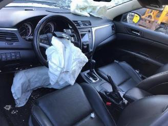 Suzuki Kizashi  picture 5