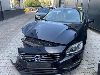 Autoverwertung Volvo V-60 V60 I (FW/GW), Combi, 2010 / 2018 2.4 D6 20V Plug-in Hybrid AWD 2015/8