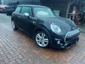 disassembly passenger cars Mini Cooper Mini (F56), Hatchback 3-drs, 2013 1.5 12V Cooper 2015/12