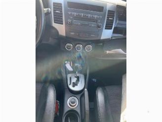 Citroën C-Crosser C-Crosser, SUV, 2007 / 2012 2.4 16V picture 7