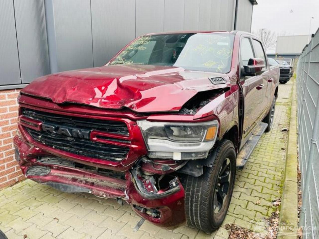 Dodge Ram 1500 Crew Cab (DS/DJ/D2), Pick-up, 2010 5.7 Hemi V8 4x4