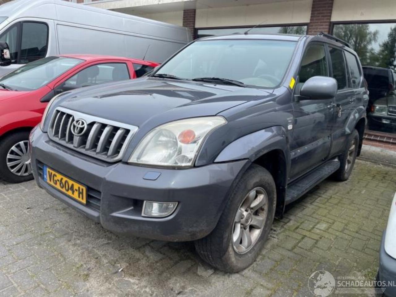 Toyota Landcruiser Land Cruiser (J12), Terreinwagen, 2002 / 2010 3.0 D-4D 16V