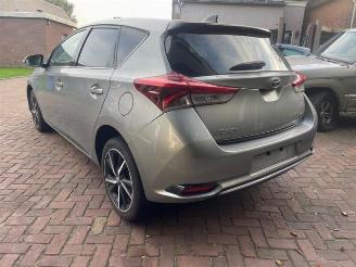 Toyota Auris Auris (E18), Hatchback 5-drs, 2012 / 2019 1.8 16V Hybrid picture 2