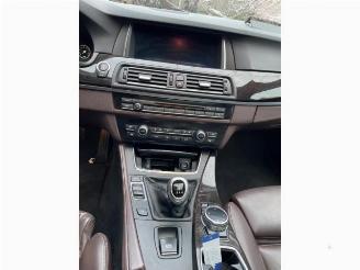 BMW 5-serie 5 serie (F10), Sedan, 2009 / 2016 535i 24V TwinPower Turbo picture 10