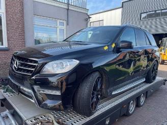 Unfallwagen Mercedes ML ML III (166), SUV, 2011 / 2015 3.0 ML-350 BlueTEC V6 24V 4-Matic 2013