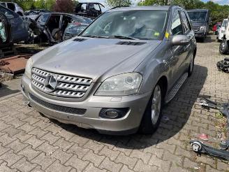Auto da rottamare Mercedes ML ML II (164/4JG), SUV, 2005 / 2011 3.0 ML-320 CDI 4-Matic V6 24V 2006/3