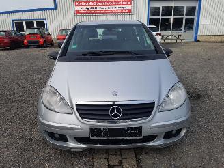 Mercedes A-klasse W169 Zilver 761 Onderdelen Deur Motorkap picture 2