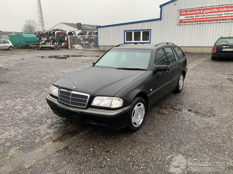 Mercedes C-klasse W202 240 Onderdelen Zwart 197 112910 Motor