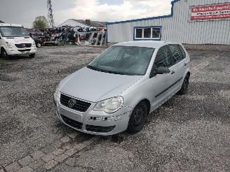 rozbiórka samochody osobowe Volkswagen Polo 9N3 Zilver LA7W Onderdelen BKY Motor 2006/2