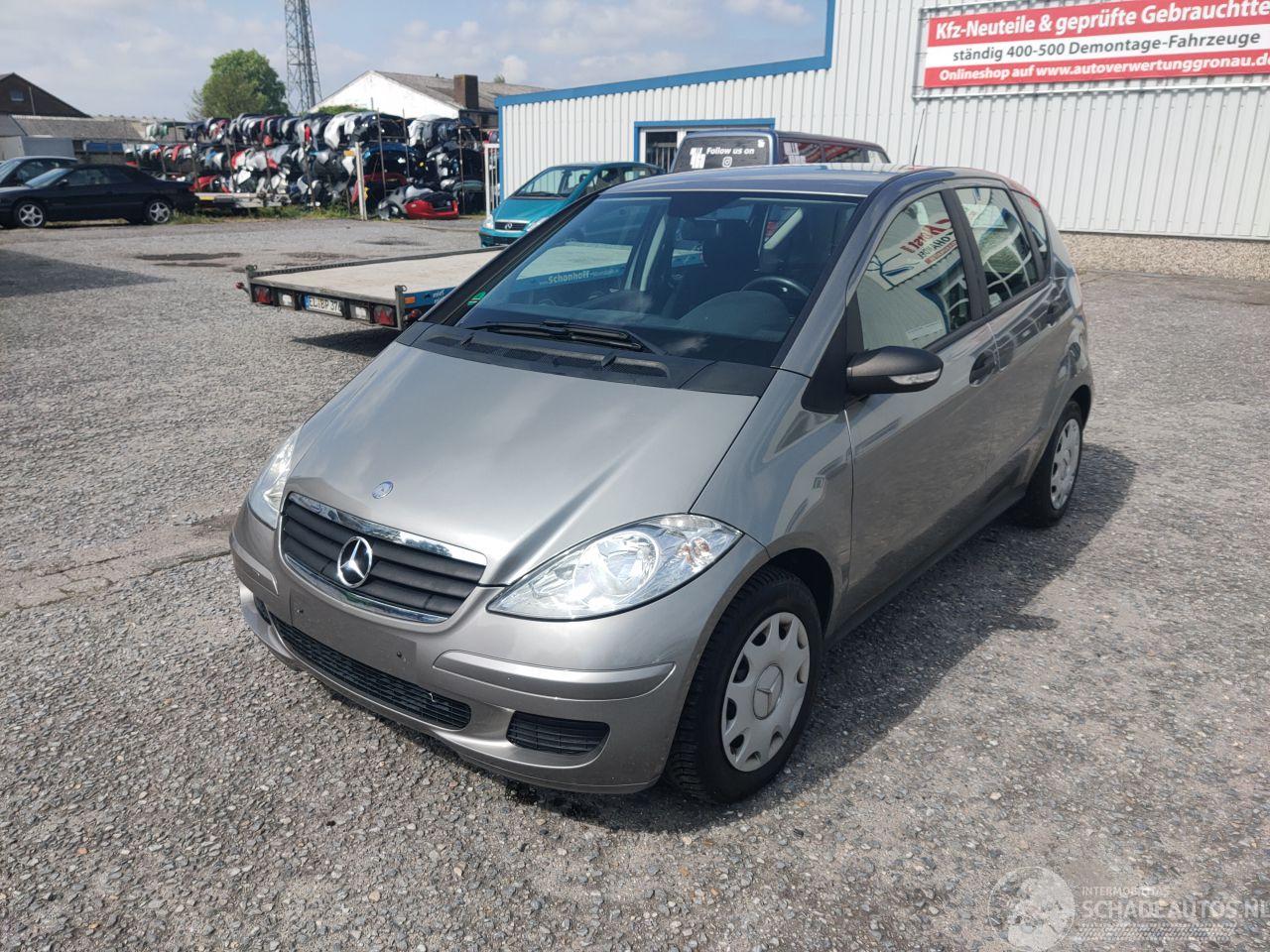 Mercedes A-klasse 169 Grijs 748 Onderdelen 266920 Motor