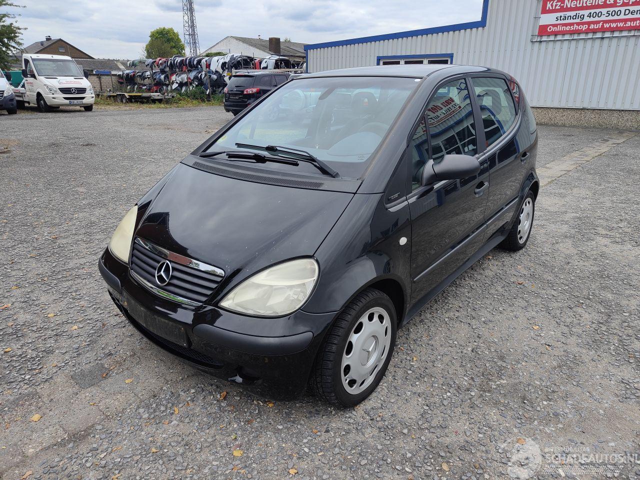 Mercedes A-klasse 170 CDI Onderdelen Zwart 696 668942 Motor