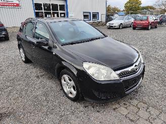 Opel Astra H 1.9 CDTI Zwart Z20R Onderdelen Z19DTL Motor picture 3