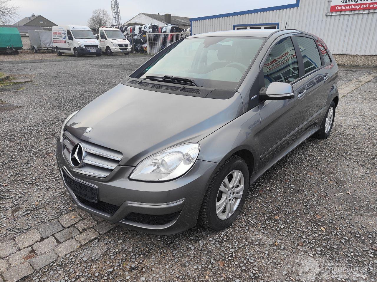 Mercedes B-klasse 160 Grijs 787 Onderdelen 266920 Motor