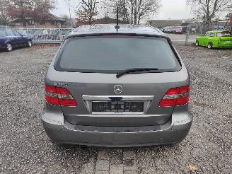 Mercedes B-klasse 160 Grijs 787 Onderdelen 266920 Motor picture 7