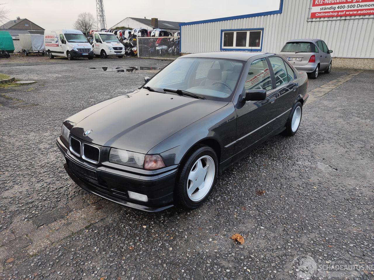 BMW 3-serie E36 316i Zwart 181 Onderdelen M40B16 Motor