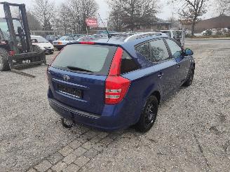 Kia Cee d SW 2.0 CRDi Blau A8 Onderdelen U28J Bak picture 6