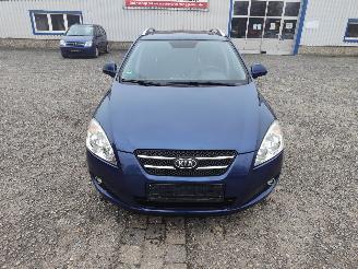 Kia Cee d SW 2.0 CRDi Blau A8 Onderdelen U28J Bak picture 2