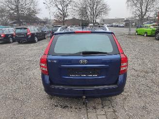 Kia Cee d SW 2.0 CRDi Blau A8 Onderdelen U28J Bak picture 7