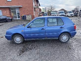 Volkswagen Golf 3 1.8 Blauw LR5V Onderdelen ADZ Motor picture 4