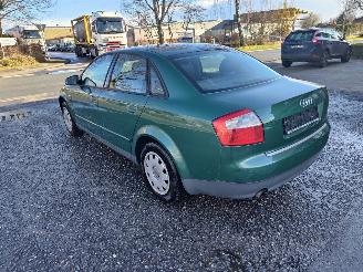 Audi A4 2.0 Groen LZ6R Onderdelen ALT Motor picture 8