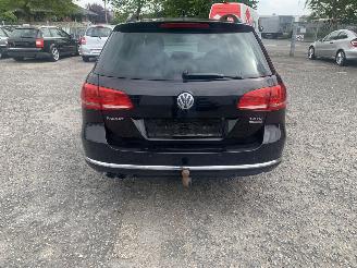 Volkswagen Passat 2.0TDI Zwart LC9X Onderdelen NFU Bak picture 7