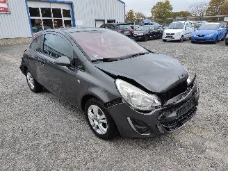 Opel Corsa 1.2 16V Grijs Z177 Onderdelen A12XEL Motor picture 3