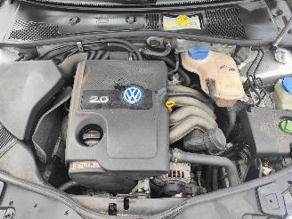 Volkswagen Passat 3BG 2.0 Zilver LA7W Onderdelen AZM Motor picture 13