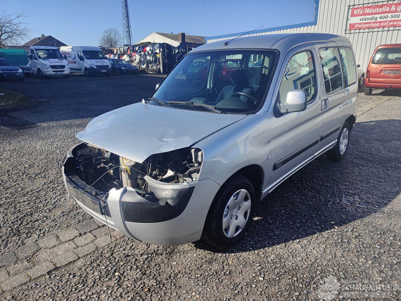 Citroën Berlingo 1.4 Zilver EZRC Onderdelen KFW Motor 20CP37 Bak