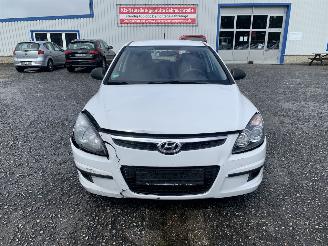 Hyundai I-30 1.4 picture 2