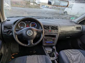 Volkswagen Golf 1.9 TDI picture 11