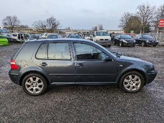 Volkswagen Golf 1.9 TDI picture 4