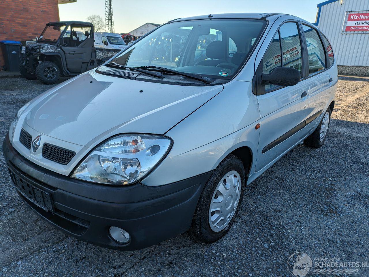 Renault Scenic 1.4 16V