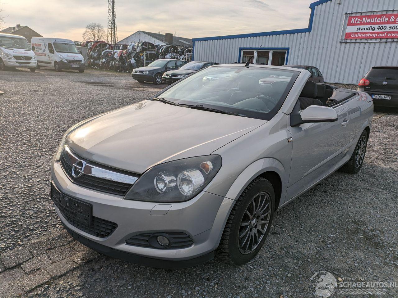 Opel Astra Twin Top Cabrio 1.6