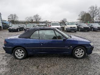 Peugeot 306 1.6 Cabrio picture 4