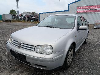 Sloopauto Volkswagen Golf 1.6 1998/1