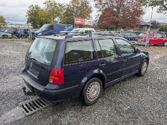 Volkswagen Golf  picture 3