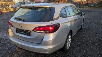 Opel Astra 1.6 picture 5