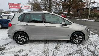 Volkswagen Golf Sportsvan 2.0 TDI DSG picture 4