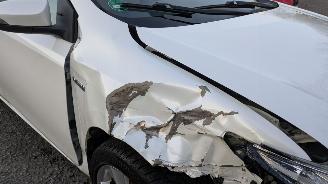 Toyota Auris Touring Sports 1.8 Hybrid Automatik picture 13