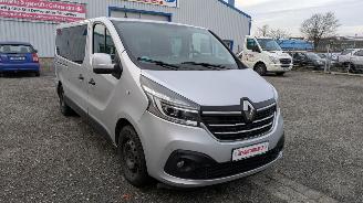 Renault Trafic 2.0 Automatik picture 3