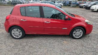 Renault Clio R picture 4