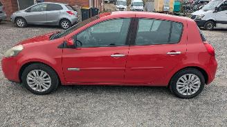 Renault Clio R picture 7