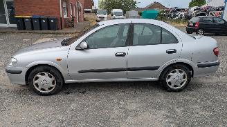 Nissan Almera  picture 8