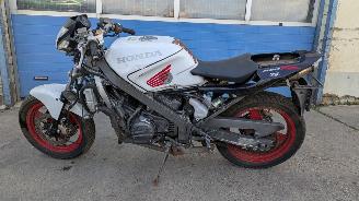 Uttjänta bilar motor Honda VFR 750 RC24 1986/6