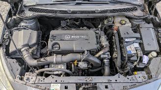 Opel Astra 1.7 CDTI picture 16