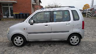Opel Agila 1.2 picture 8