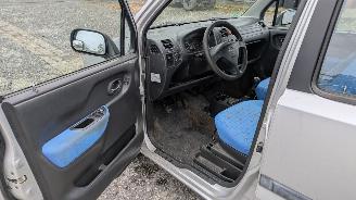 Opel Agila 1.2 picture 9