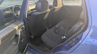 Volkswagen Golf 1.6 picture 11